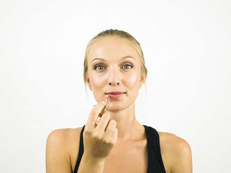 Правильный макияж: выбор косметики, советы профессионалов по технике нанесения.